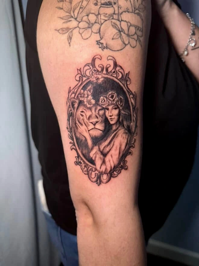 flowers tattoo by Jeju